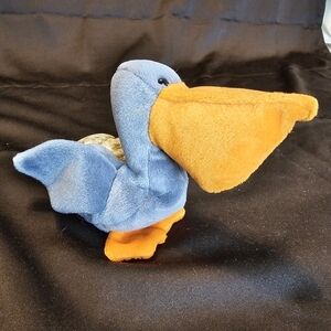 Scoop The Pelican TY beanie Baby Vintage